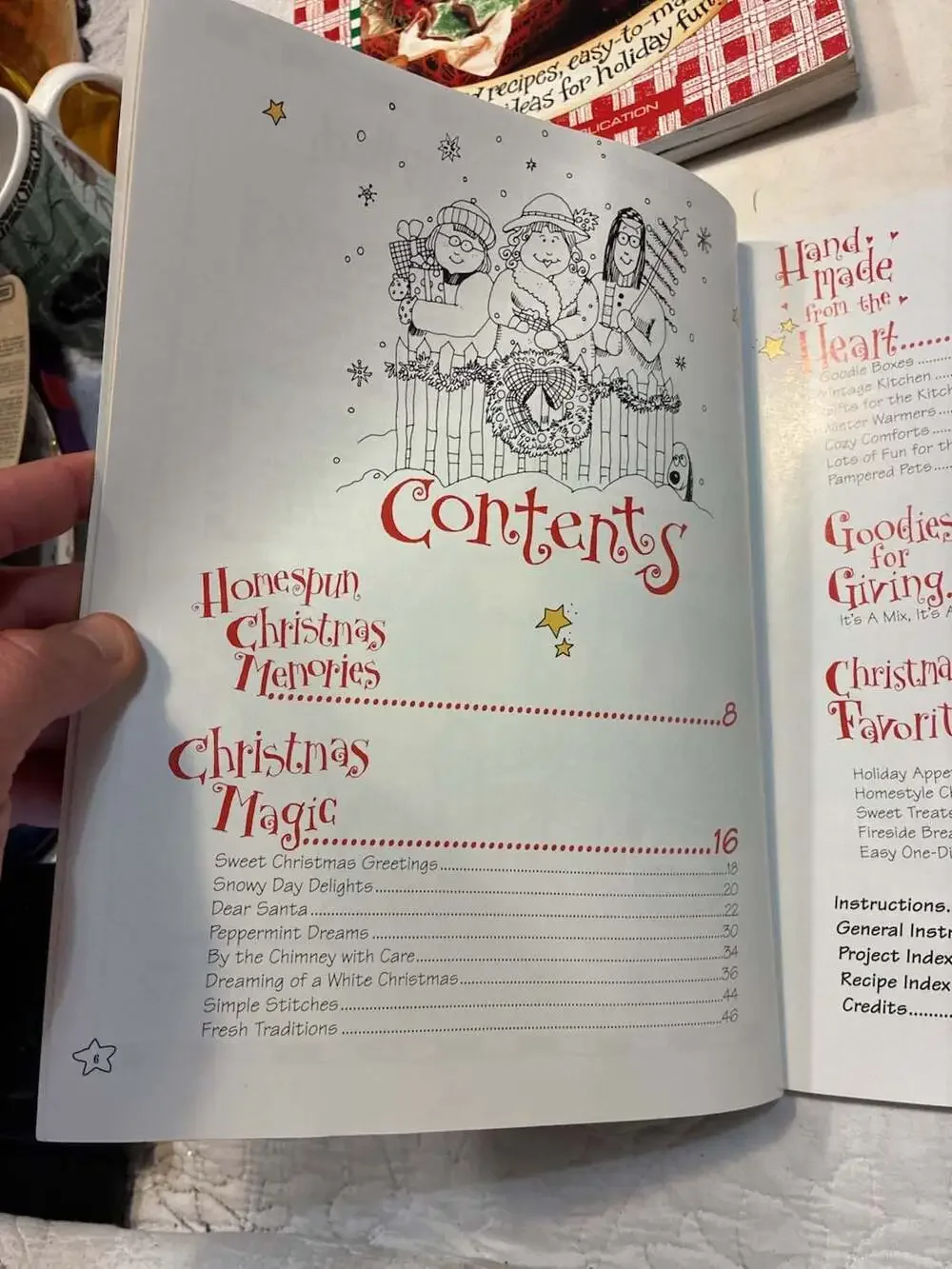 Lot of 5 Gooseberry Patch Christmas Leisure Arts Publication Holiday Recipes & I
